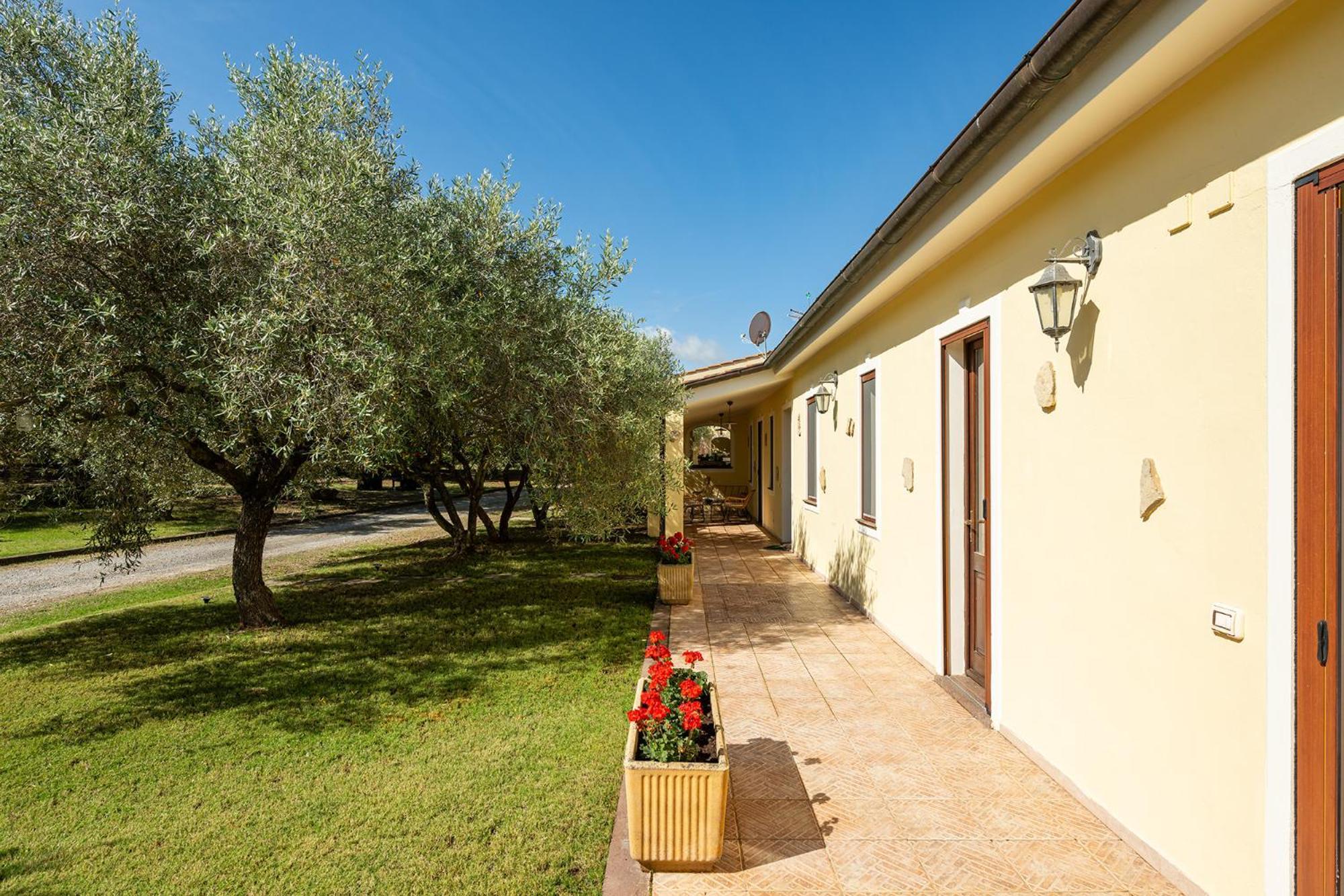 Residenza Parco Degli Ulivi Villa Villamassargia Buitenkant foto