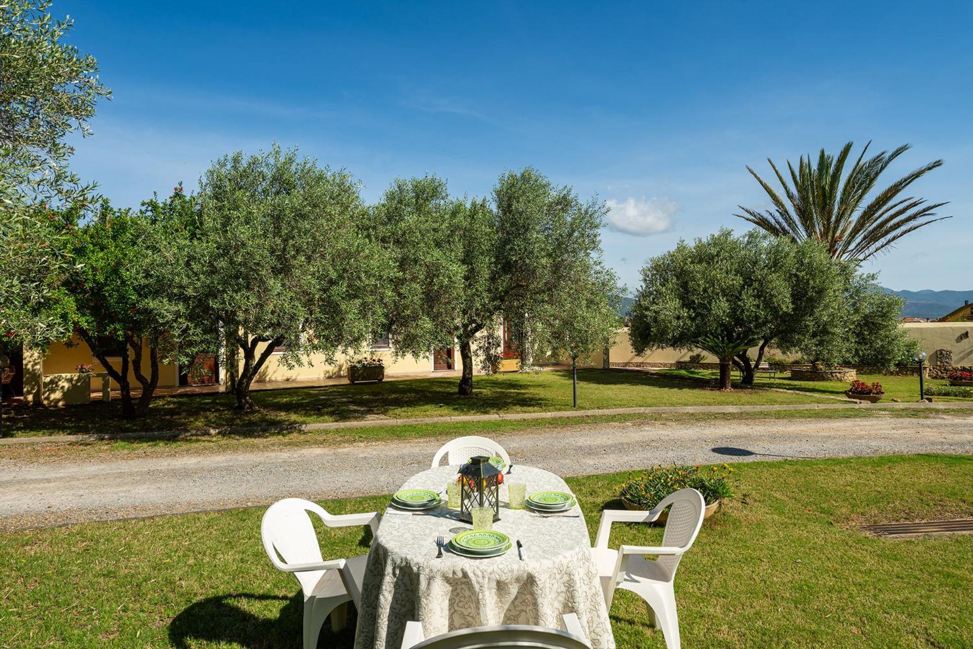 Residenza Parco Degli Ulivi Villa Villamassargia Buitenkant foto